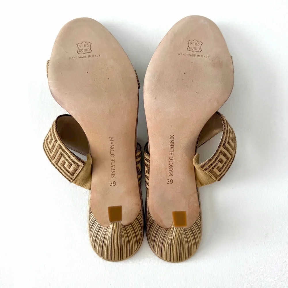 MANOLO BLAHNIK | Y2K Woven Greek Key Mule Heels Brown EU 39 Italy